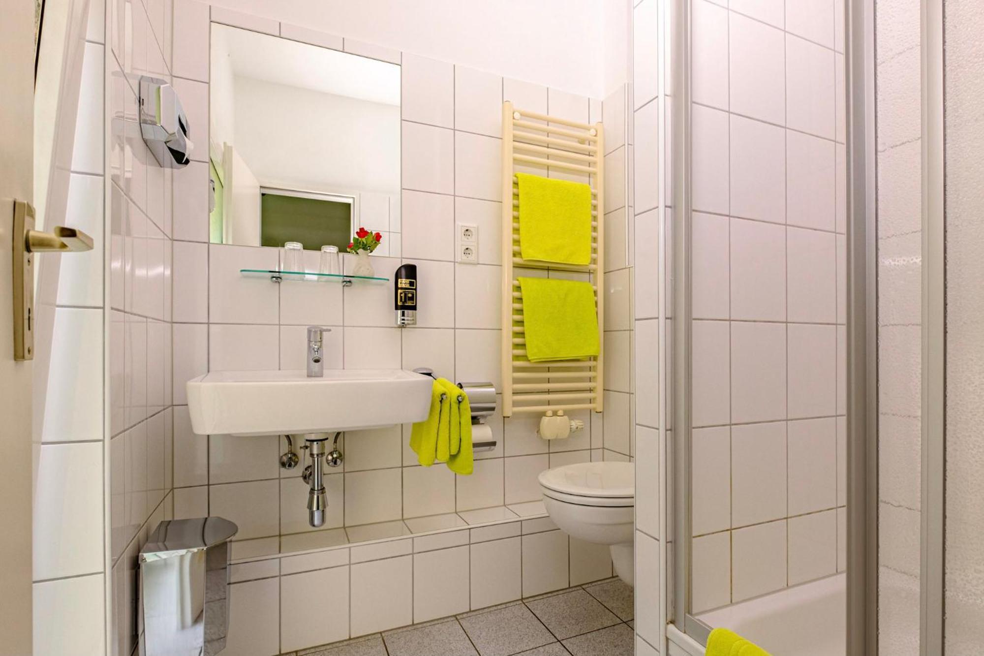 Also-Hotel An Der Hardt ヴッパータール 部屋 写真